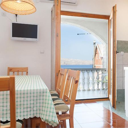 Ferienwohnung Manda Karlobag Exterior foto